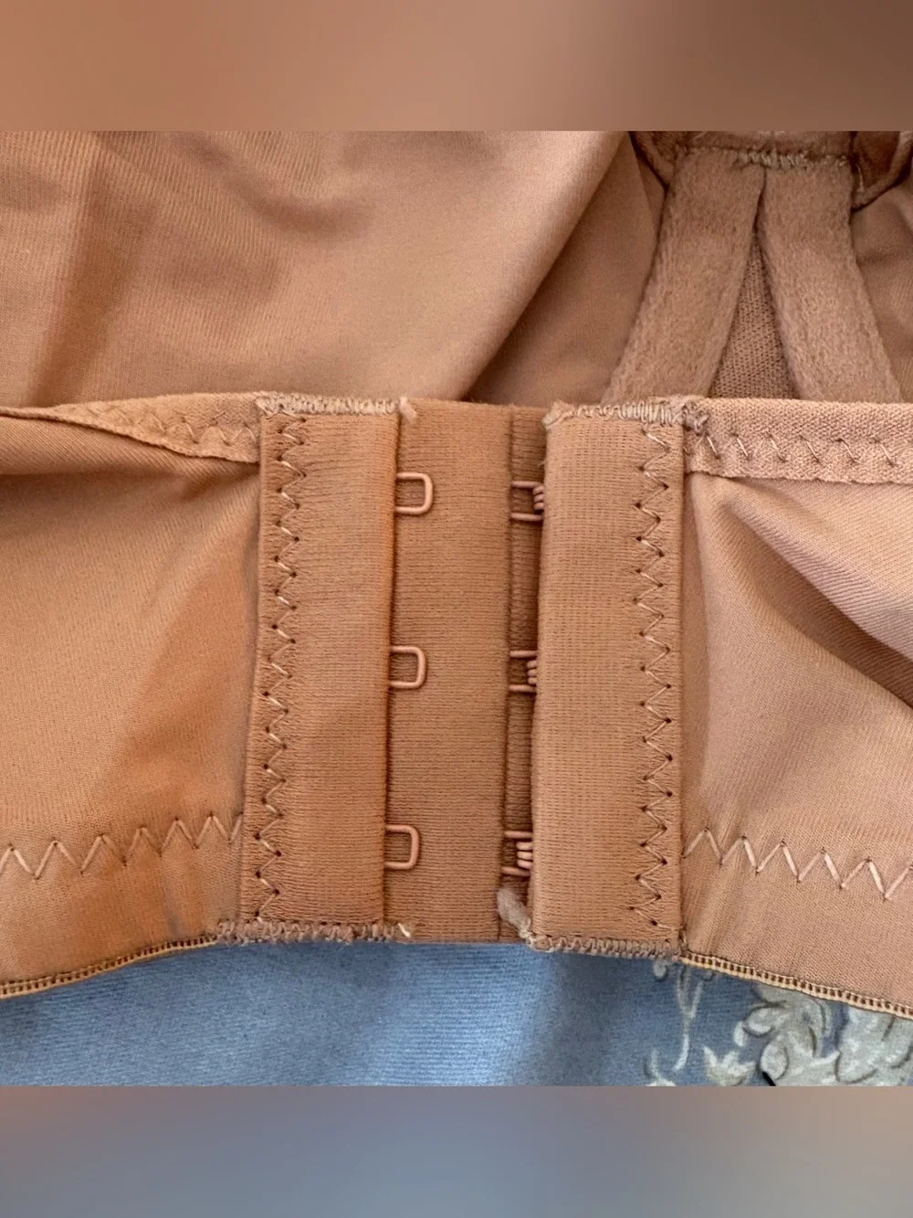 NWT Unbranded Women’s Coffee Color Unlined Underwire Bra w/Mesh Detail; Size 44F - Picture 4 of 7